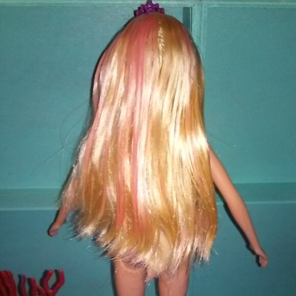 Barbie Doll Merliah in a Mermaid Tale Beach Color Change Pink Hair - Picture 7 of 7